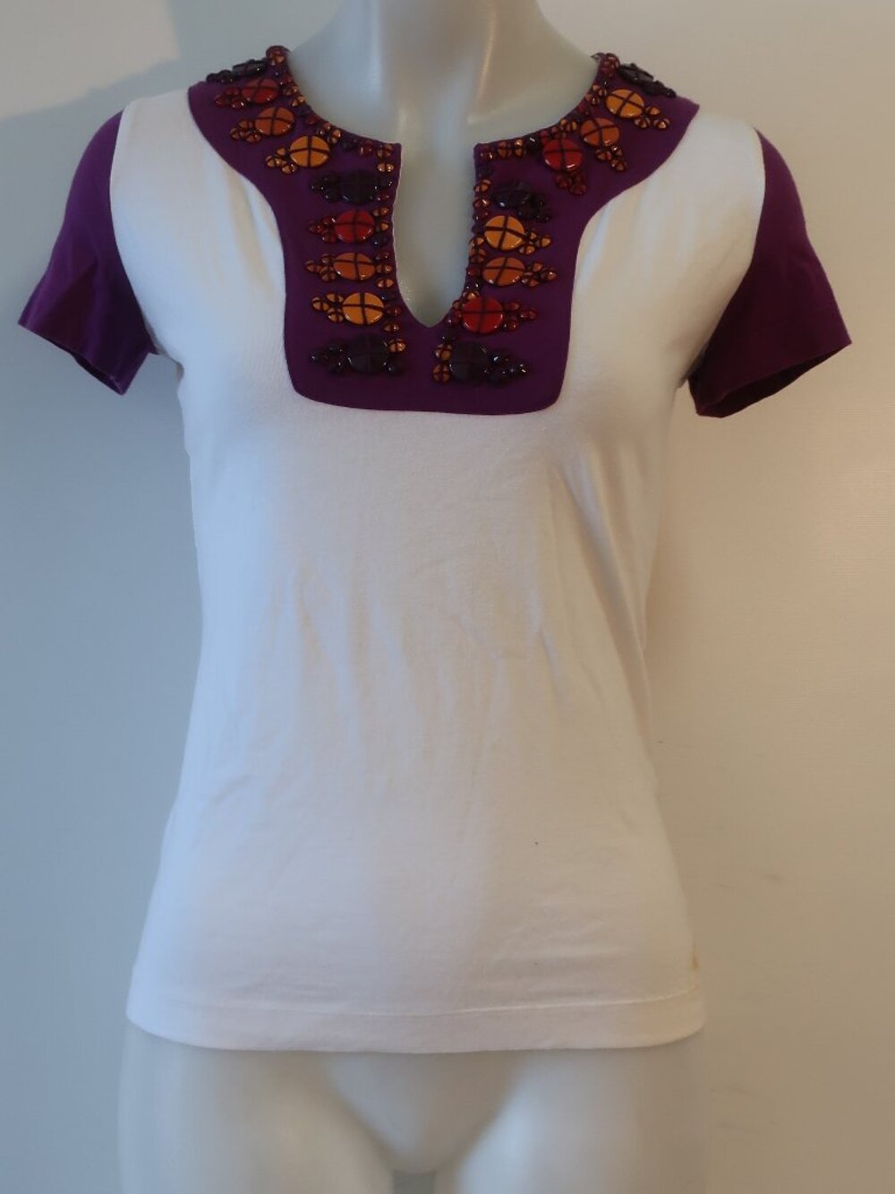 Womens Moschino Cheap and Chic (Item- 164) White Magenta Beaded V-Neck Top 8